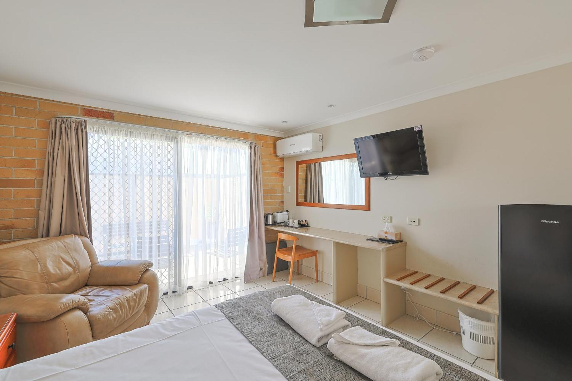 Emerald Central Palms Motel 외부 사진