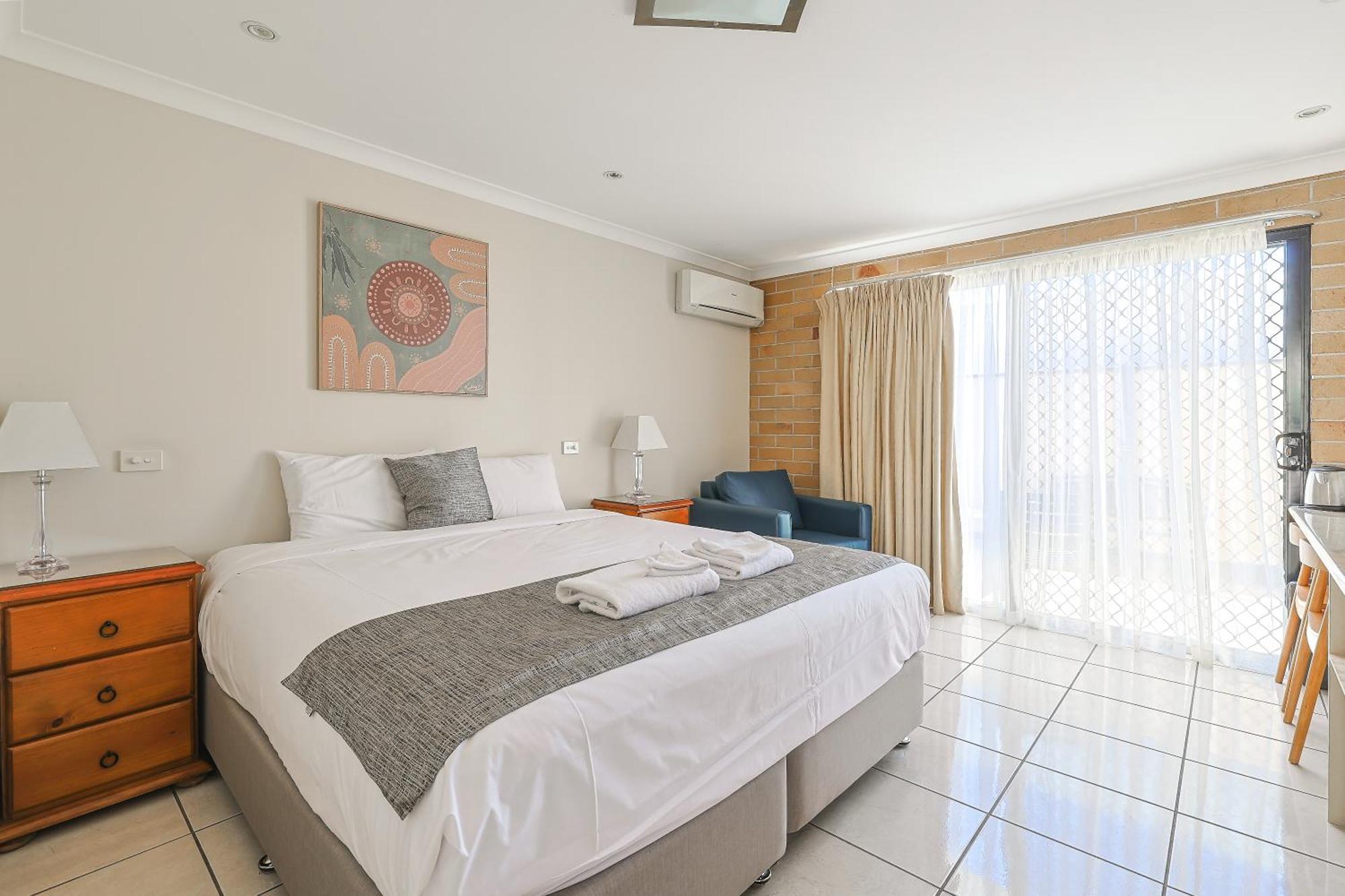 Emerald Central Palms Motel 외부 사진
