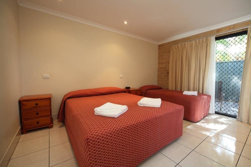 Emerald Central Palms Motel 외부 사진