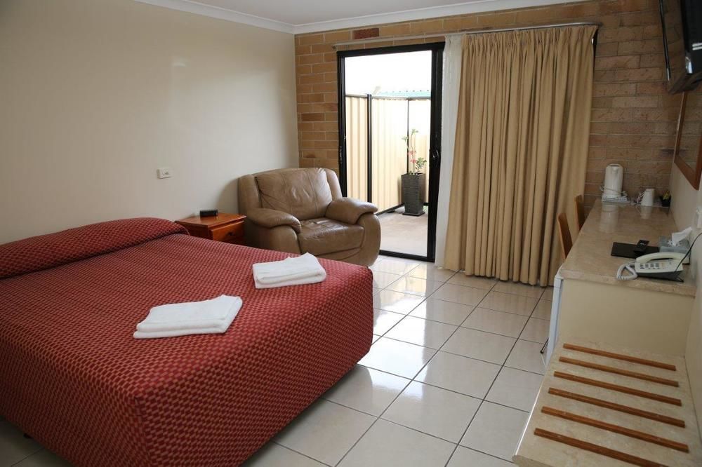 Emerald Central Palms Motel 외부 사진