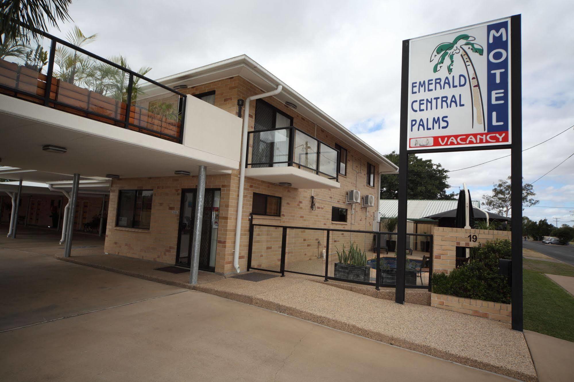 Emerald Central Palms Motel 외부 사진